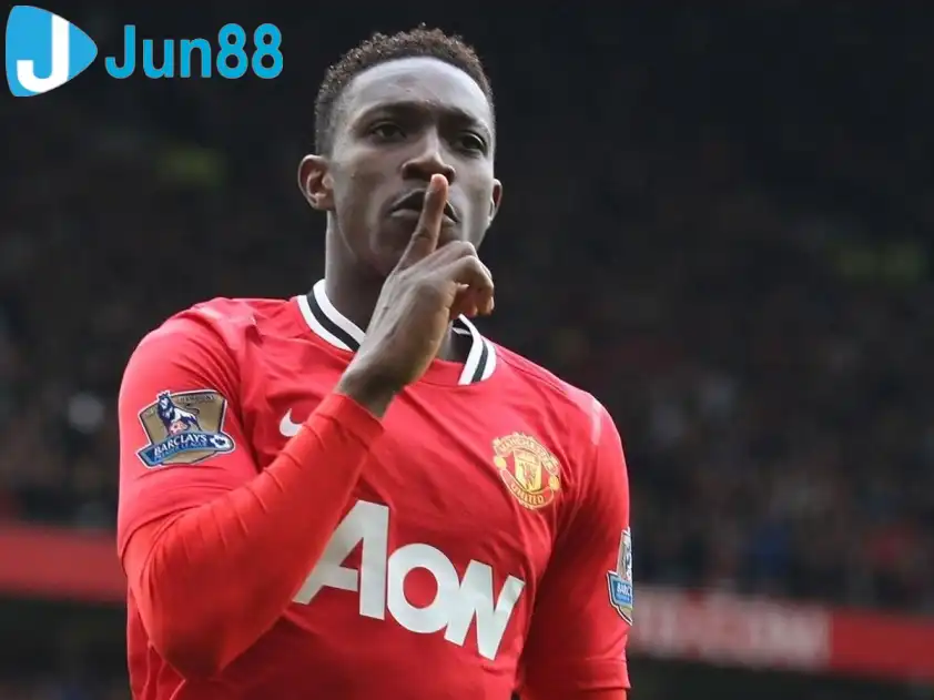 Viễn cảnh Welbeck tái hợp Old Trafford chắc chắn sẽ khiến nhiều CĐV MU cảm thấy hoài niệm (Ảnh: The Independent). Viễn cảnh Welbeck tái hợp Old Trafford chắc chắn sẽ khiến nhiều CĐV MU cảm thấy hoài niệm (Ảnh: The Independent).