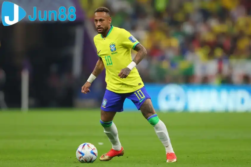 Neymar đang quyết tâm tham dự World Cup 2026 cùng Brazil (Ảnh: NBC) Neymar đang quyết tâm tham dự World Cup 2026 cùng Brazil (Ảnh: NBC)